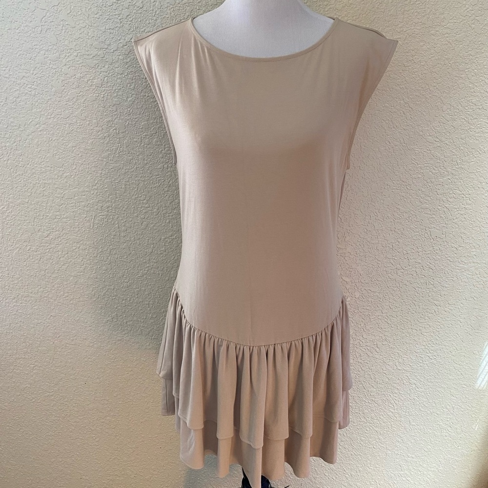 Wilfred Aritzia Bloomsbury Humus Beige Sleeveless Ruffle Dress Tiered Skirt: XL
